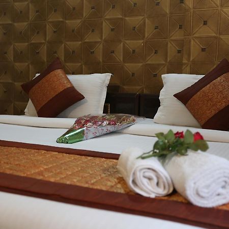 Hotel Avalon 뉴델리 외부 사진